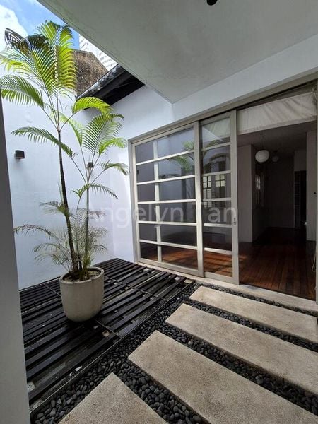 4 Bed Conservation House (Landed) for Sale in  Orchard Scotts - Image 7